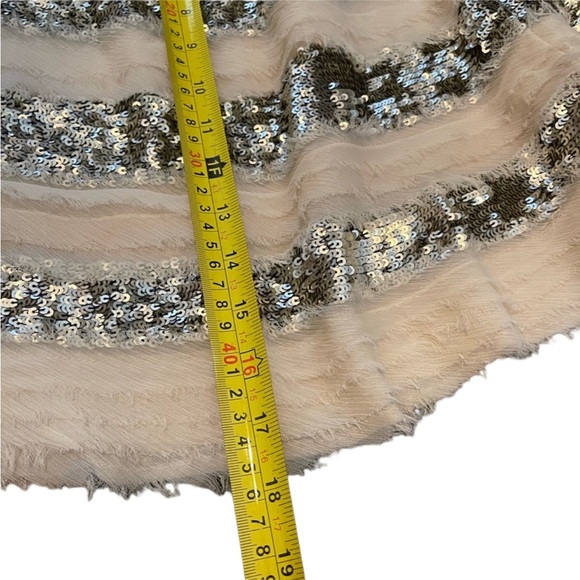 Free People cream colored skirt with lace and sequins.  Size M. Gorgeous - Picture 10 of 14